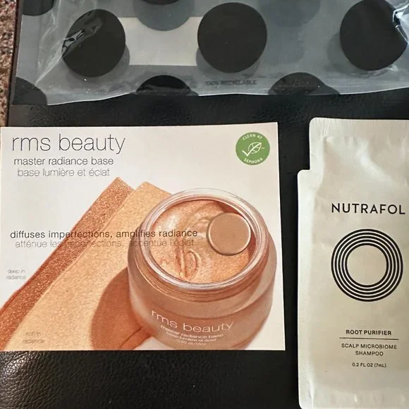 Sephora Sample Bag includes Nest soap and body cream - Picture 4 of 15